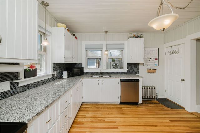 542 Walcott Street, Pawtucket, RI 02861