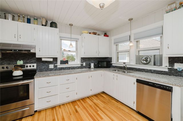 542 Walcott Street, Pawtucket, RI 02861