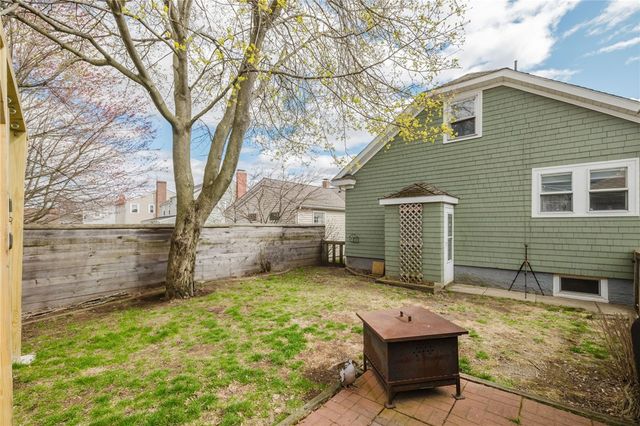 542 Walcott Street, Pawtucket, RI 02861