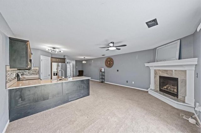 9513 N Main Street, Kansas City, MO 64155