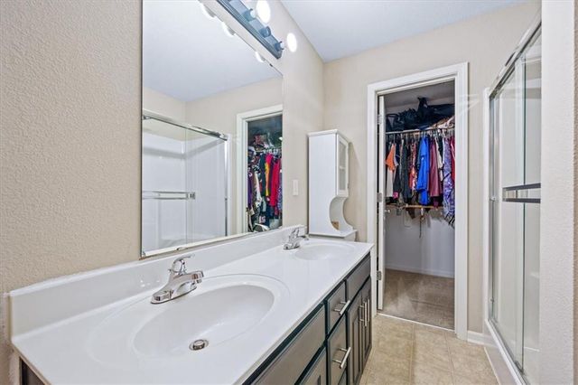 9513 N Main Street, Kansas City, MO 64155