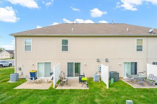 9513 N Main Street, Kansas City, MO 64155