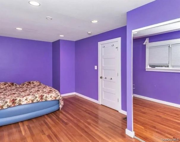 20 Cherry Lane, Syosset, NY 11791