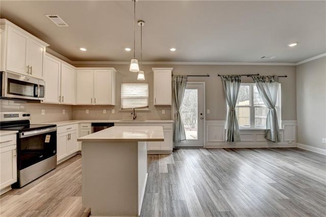 217 Rockfern Terrace, Lilburn, GA 30047