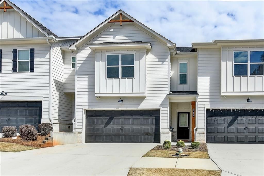 217 Rockfern Terrace, Lilburn, GA 30047