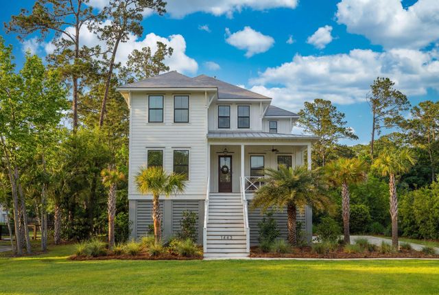 1443 Headquarters Plantation Drive, Johns Island, SC 29455