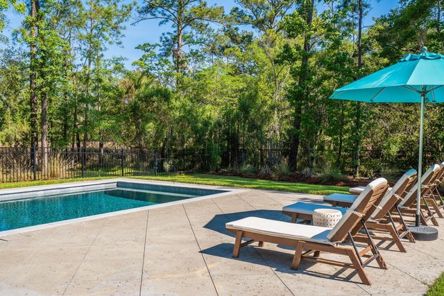 1443 Headquarters Plantation Drive, Johns Island, SC 29455
