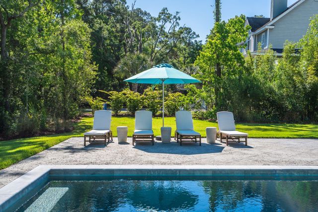 1443 Headquarters Plantation Drive, Johns Island, SC 29455