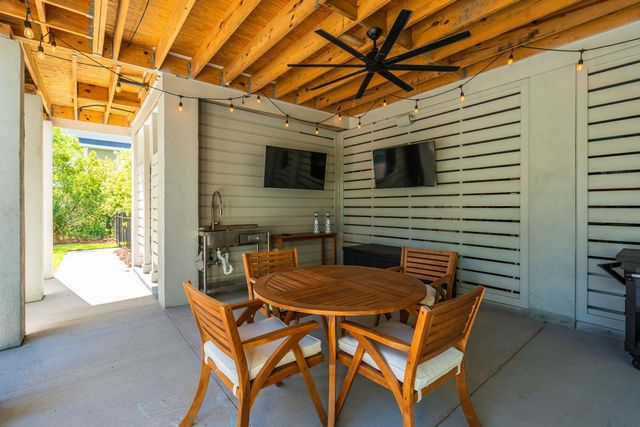 1443 Headquarters Plantation Drive, Johns Island, SC 29455