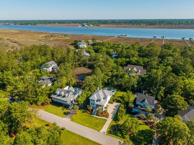 1443 Headquarters Plantation Drive, Johns Island, SC 29455