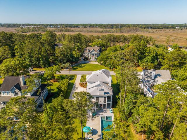 1443 Headquarters Plantation Drive, Johns Island, SC 29455