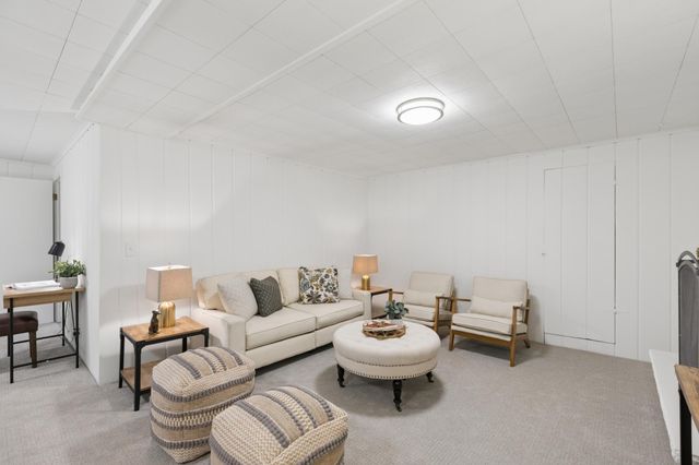 24850 Amlee Road, Shorewood, MN 55331