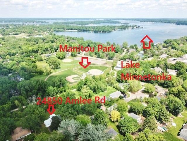 24850 Amlee Road, Shorewood, MN 55331