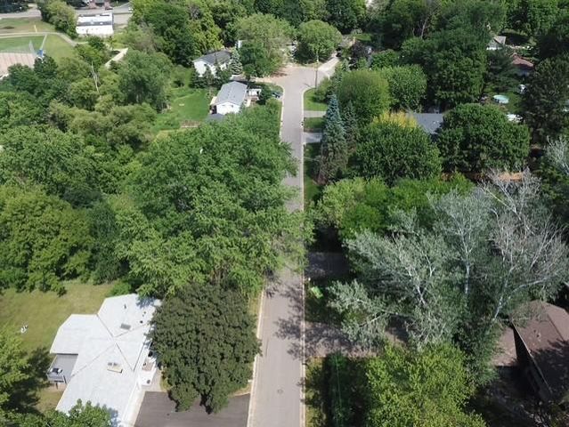 24850 Amlee Road, Shorewood, MN 55331