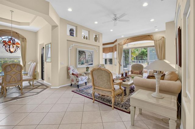7264 Cataluna Circle, Delray Beach, FL 33446