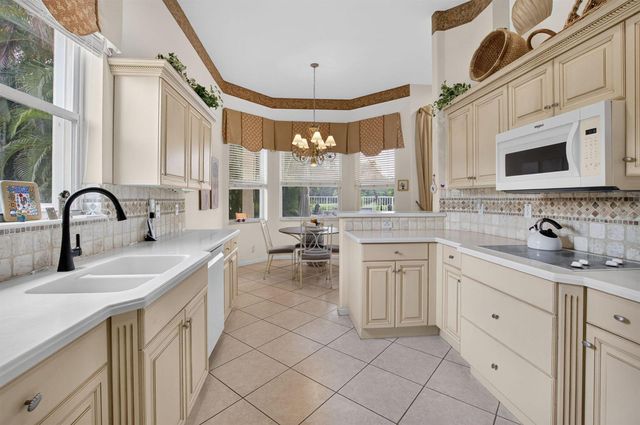 7264 Cataluna Circle, Delray Beach, FL 33446