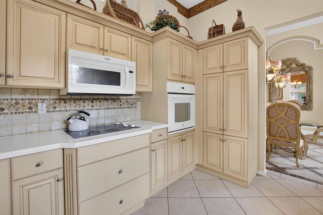 7264 Cataluna Circle, Delray Beach, FL 33446
