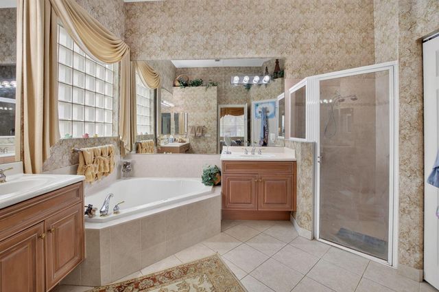 7264 Cataluna Circle, Delray Beach, FL 33446
