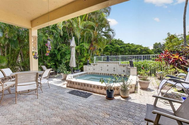 7264 Cataluna Circle, Delray Beach, FL 33446