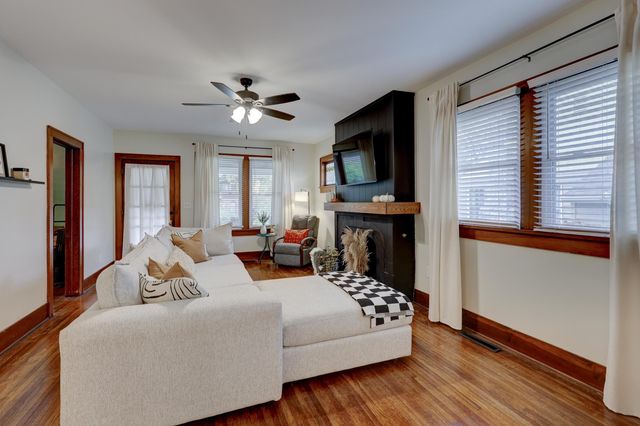 1610 S Main Street, Carthage, MO 64836