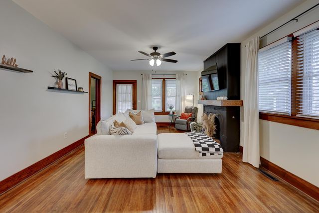 1610 S Main Street, Carthage, MO 64836