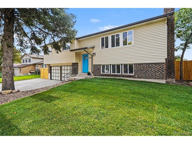 9428 W Brittany Ave, Littleton, CO 80123