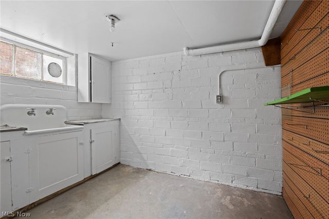 2010 E 226th Street, Euclid, OH 44117