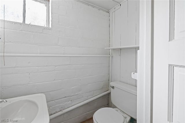 2010 E 226th Street, Euclid, OH 44117