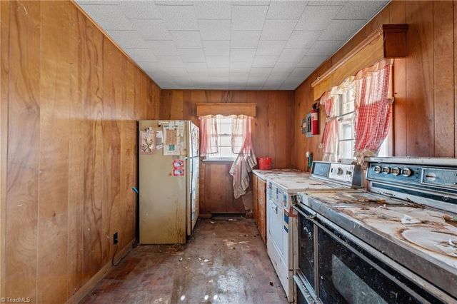 1307 Fairview Street, Greensboro, NC 27405