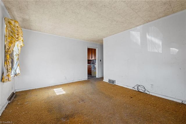 1307 Fairview Street, Greensboro, NC 27405