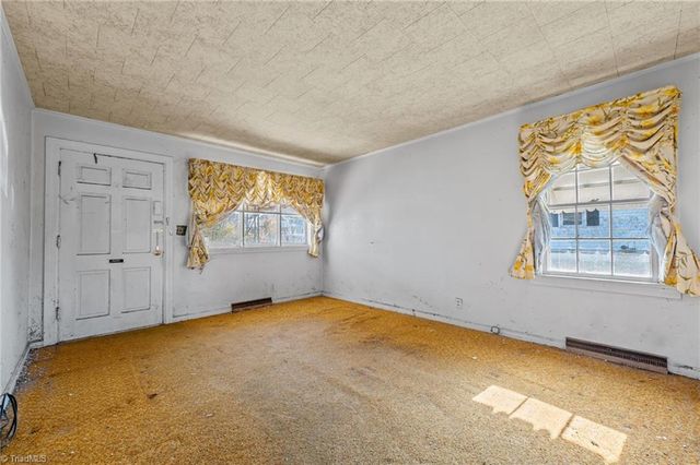 1307 Fairview Street, Greensboro, NC 27405