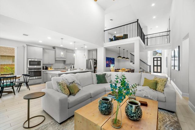 298 Sky Top Drive Drive, Montgomery, TX 77316