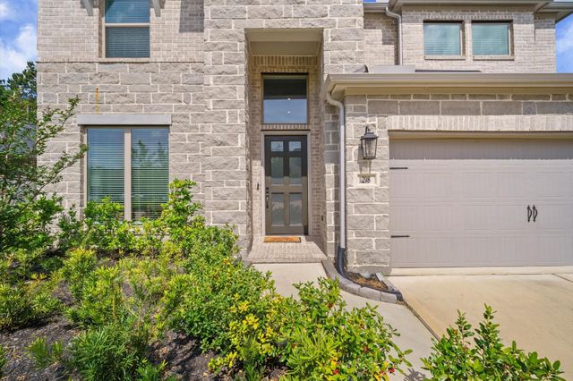 298 Sky Top Drive Drive, Montgomery, TX 77316
