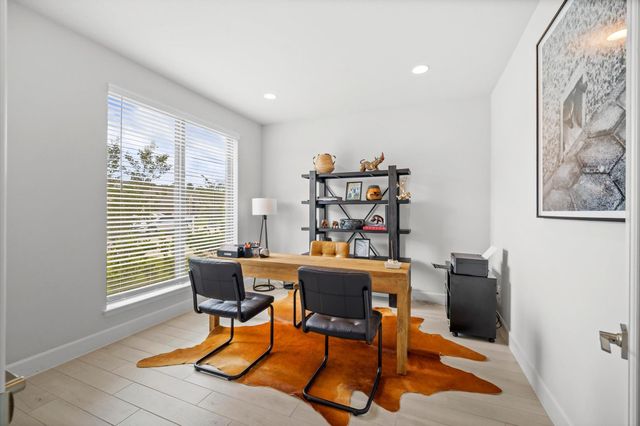 298 Sky Top Drive Drive, Montgomery, TX 77316