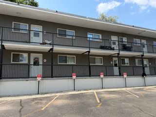 1307 College Avenue 205, Wheaton, IL 60187