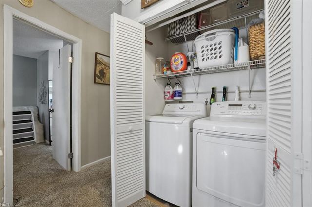 2469 Reagan AVE, Virginia Beach, VA 23454