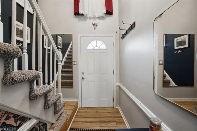 2469 Reagan AVE, Virginia Beach, VA 23454