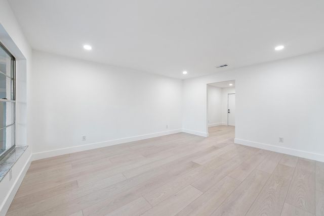 1928 Service Road, North Palm Beach, FL 33408