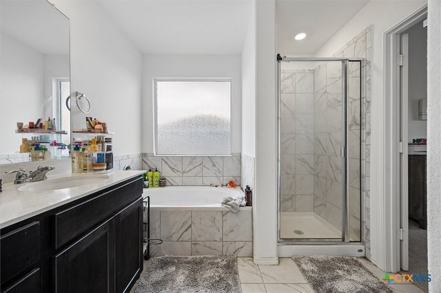217 Canley Loop, Hutto, TX 78634