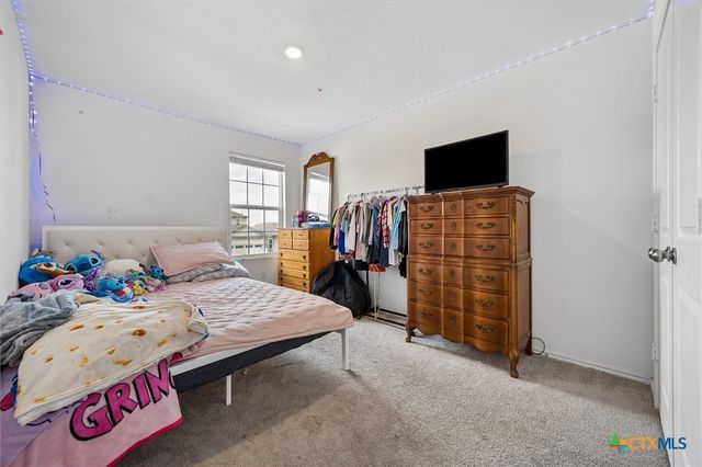 217 Canley Loop, Hutto, TX 78634