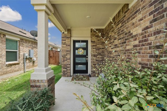 217 Canley Loop, Hutto, TX 78634
