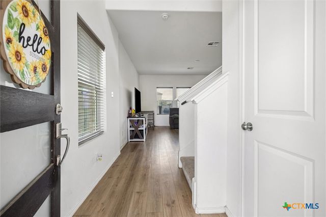 217 Canley Loop, Hutto, TX 78634