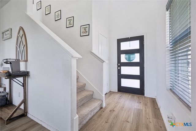 217 Canley Loop, Hutto, TX 78634