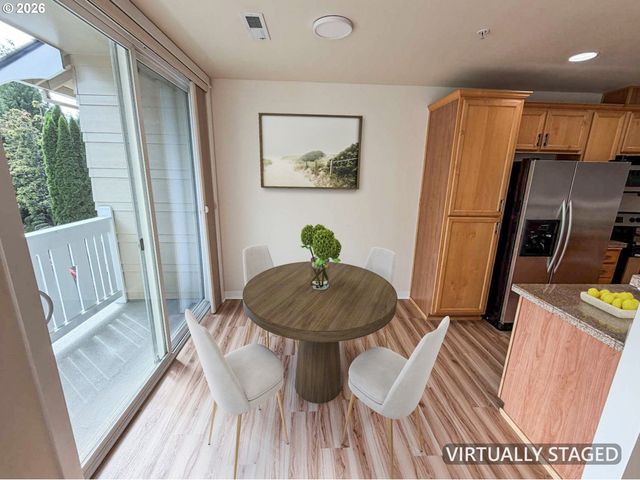 8329 Sw 24TH Ave, Portland, OR 97219