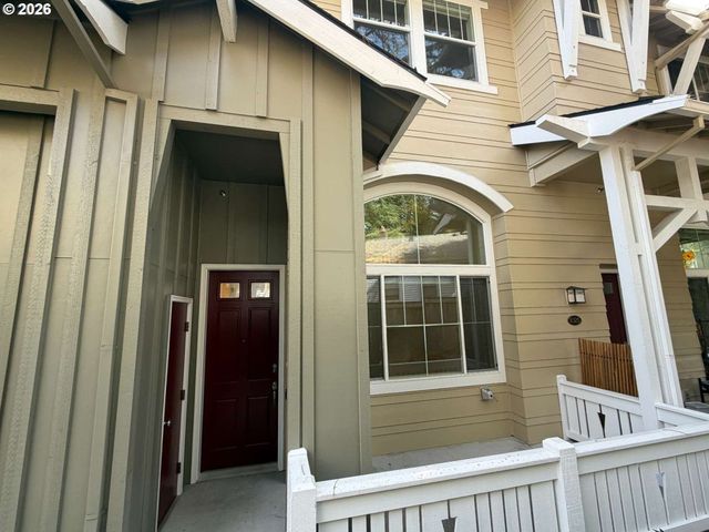 8329 Sw 24TH Ave, Portland, OR 97219