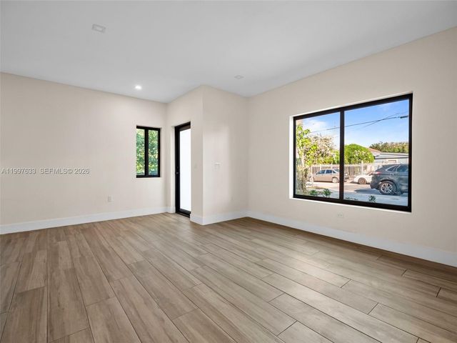 5428 NW 3rd Ave, Miami, FL 33127