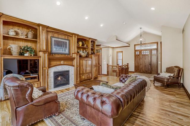2656 N Saunders Lake Drive, Minnetrista, MN 55364