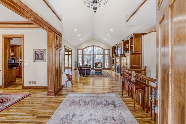 2656 N Saunders Lake Drive, Minnetrista, MN 55364