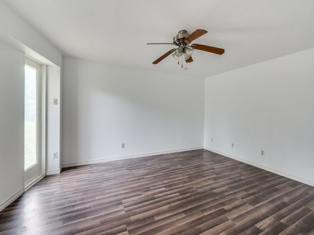 224 Iberis Drive, Arlington, TX 76018