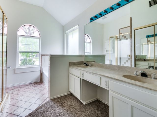 224 Iberis Drive, Arlington, TX 76018